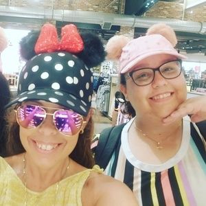 Meet your Posher, Yvette